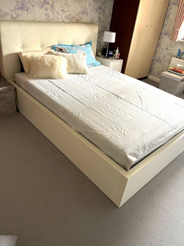 Boconcept king size bed - boconcept,